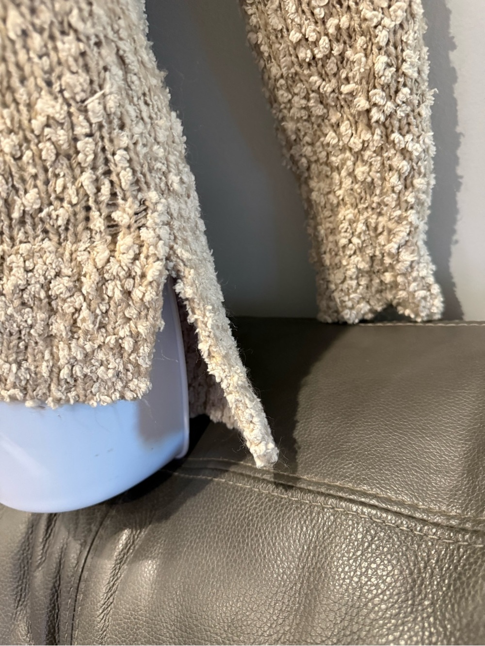 Hollister Beige Popcorn Knit Hooded Sweater - Picture 3 of 4